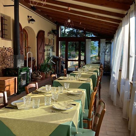 Agriturismo Gioie Di Campagna 파브리아노 외부 사진