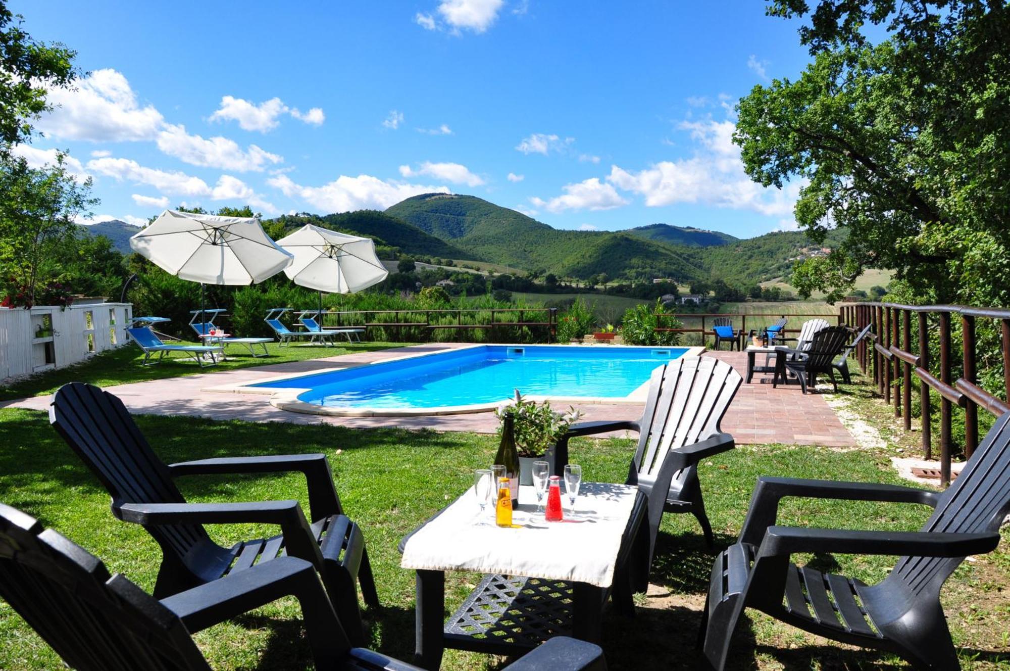 Agriturismo Gioie Di Campagna 파브리아노 외부 사진