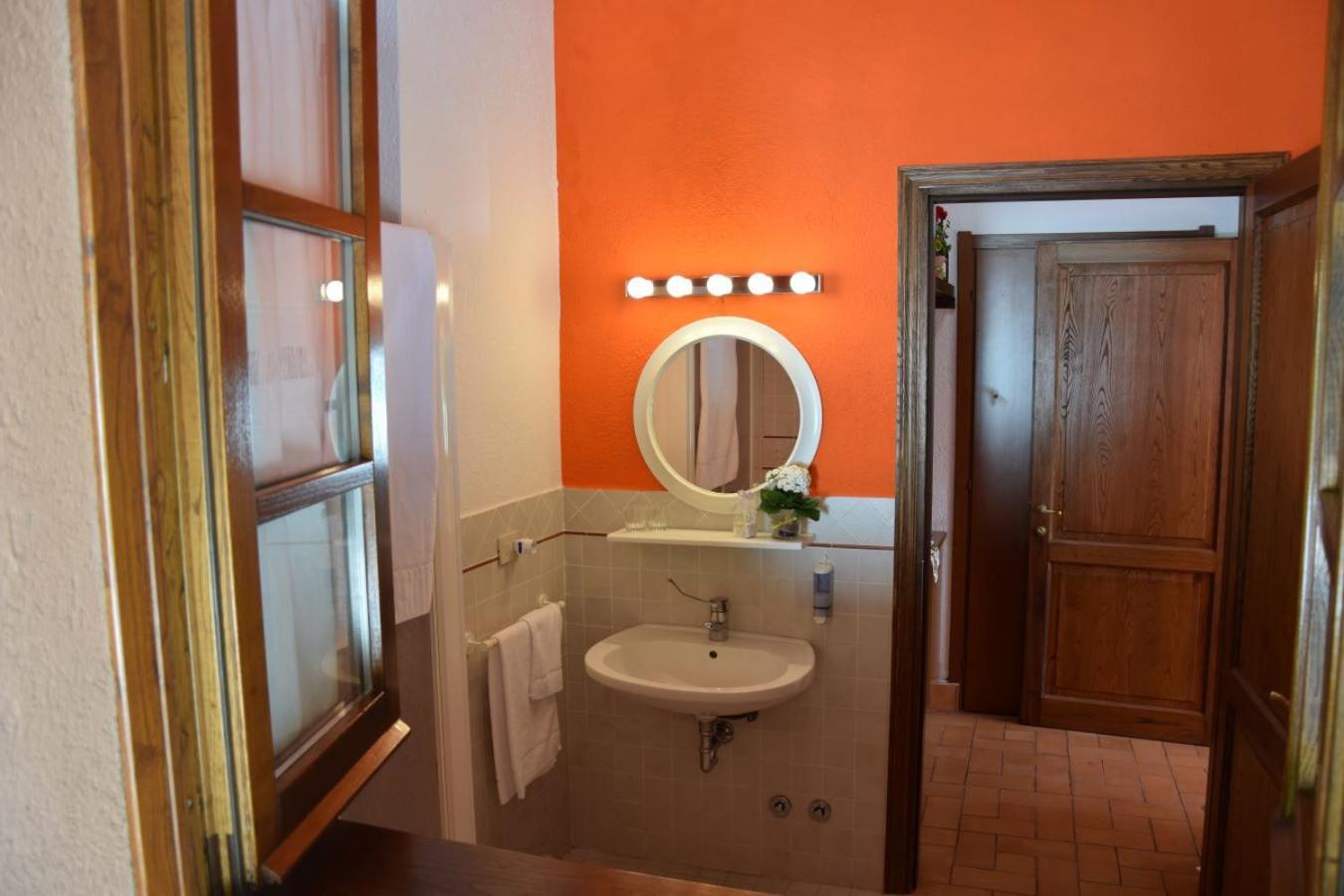 Agriturismo Gioie Di Campagna 파브리아노 외부 사진