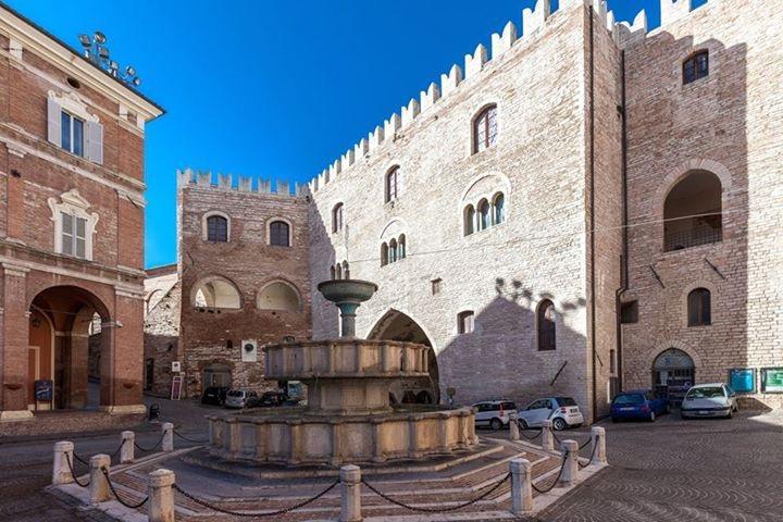 Agriturismo Gioie Di Campagna 파브리아노 외부 사진