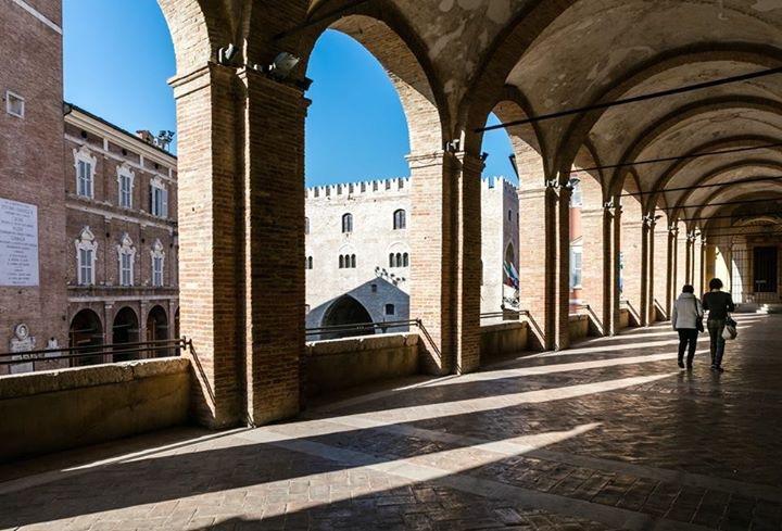 Agriturismo Gioie Di Campagna 파브리아노 외부 사진